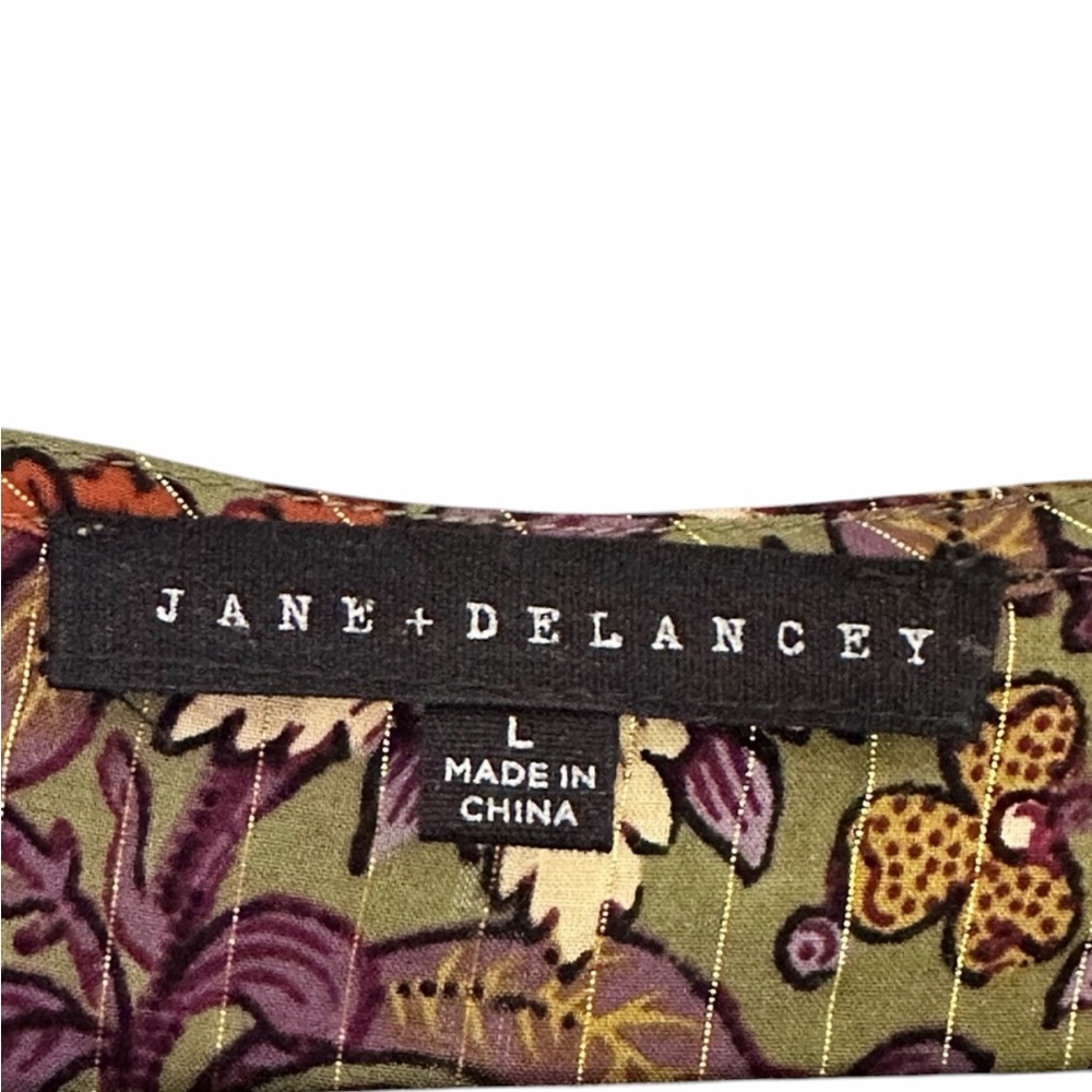 Jane & Delancey Woman’s Floral Print Long-Sleeve Top - Size Large - PTP 21” - Picture 5 of 7